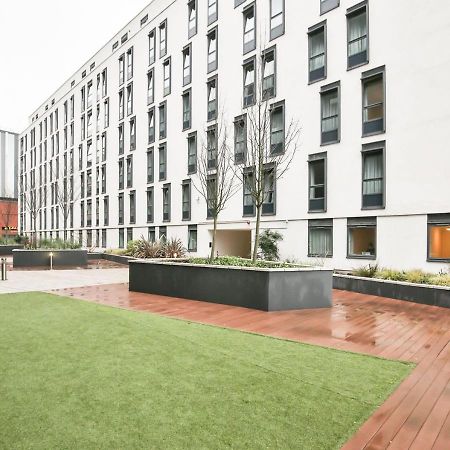 Apartamento Sterling Court In Wembley Londres Exterior foto