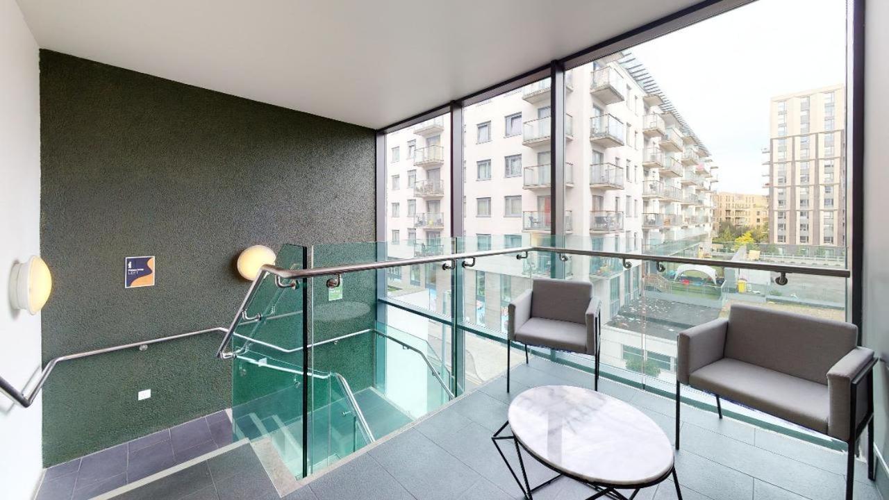 Apartamento Sterling Court In Wembley Londres Exterior foto